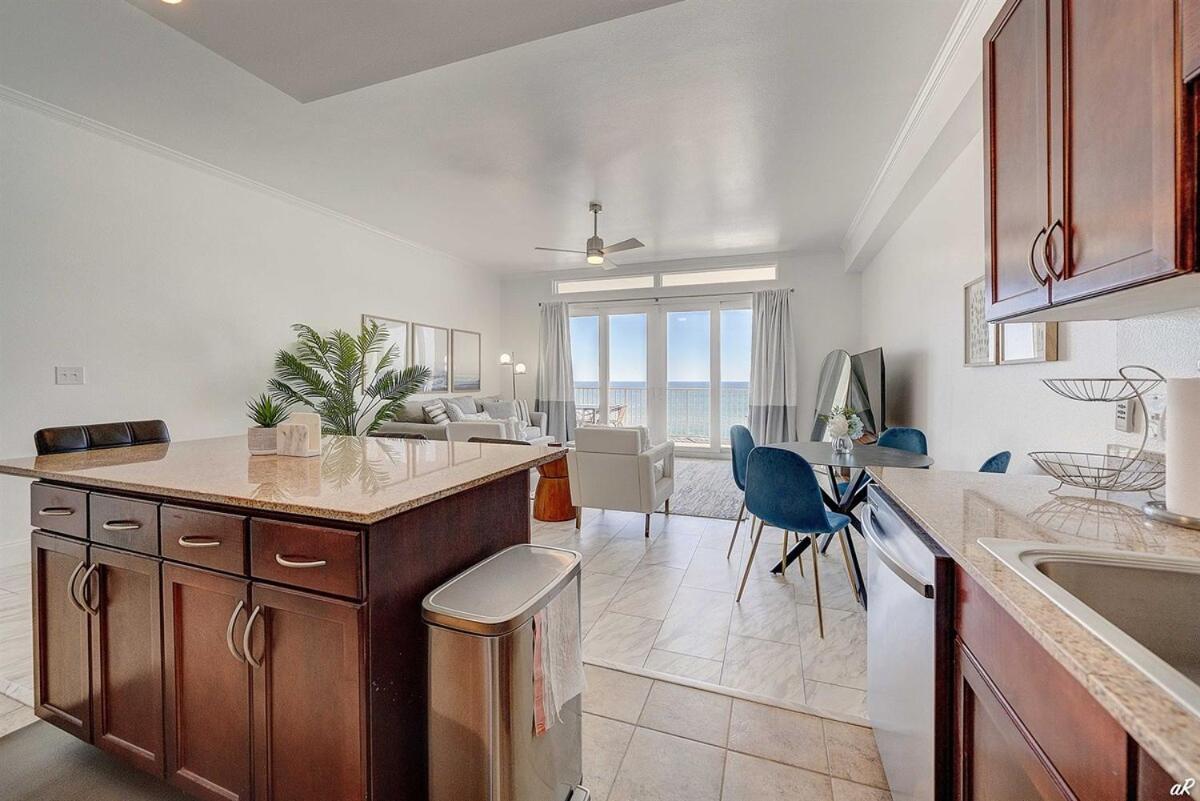 Laketown Wharf 2115 Penthouse With Gulf Views In Pcb - Sleeps 6 * Panama City Beach